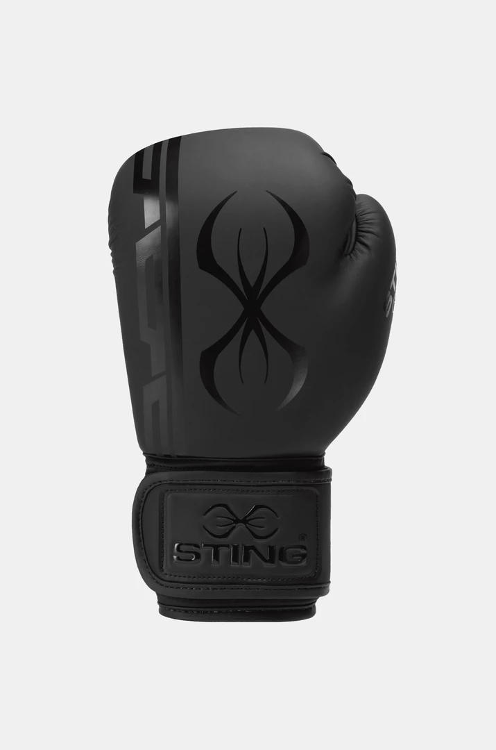STING Matte Black Armaplus Boxing Glove 4 STING Matte Black Armaplus Boxing Glove