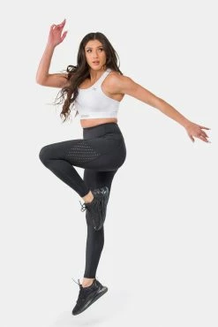 Sting Women's Kinetic Chest Protector Sports Bra 10 Sting Women's Kinetic Chest Protector Sports Bra